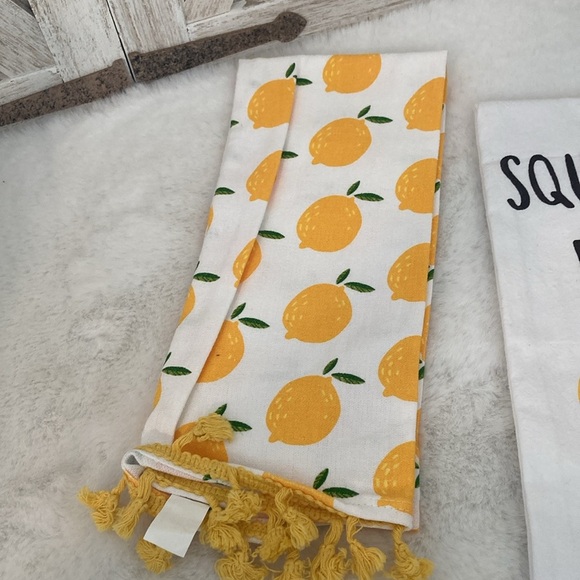 Target BP Squeeze The Day Lemon Kitchen Towels - Picture 5 of 8